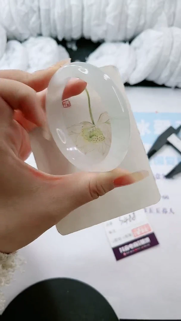 【闪购商品】石英质玉手镯未镶嵌多样性发货S488