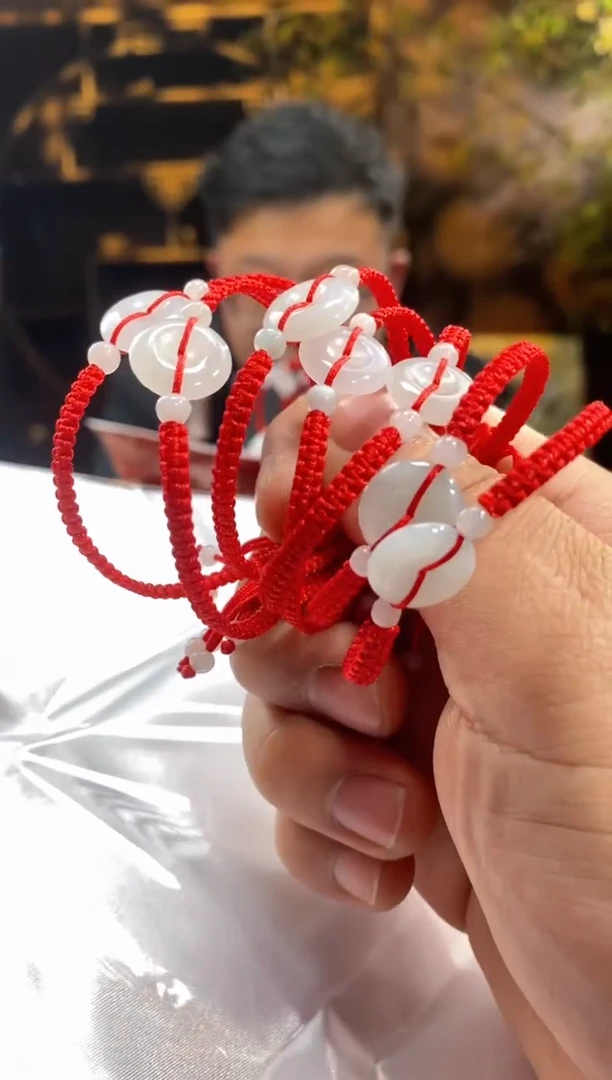 【闪购商品】翡翠手绳未镶嵌020712-18多样性随机发其一