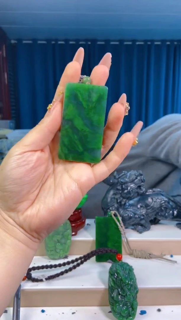 【闪购商品】和田玉挂件未镶嵌1