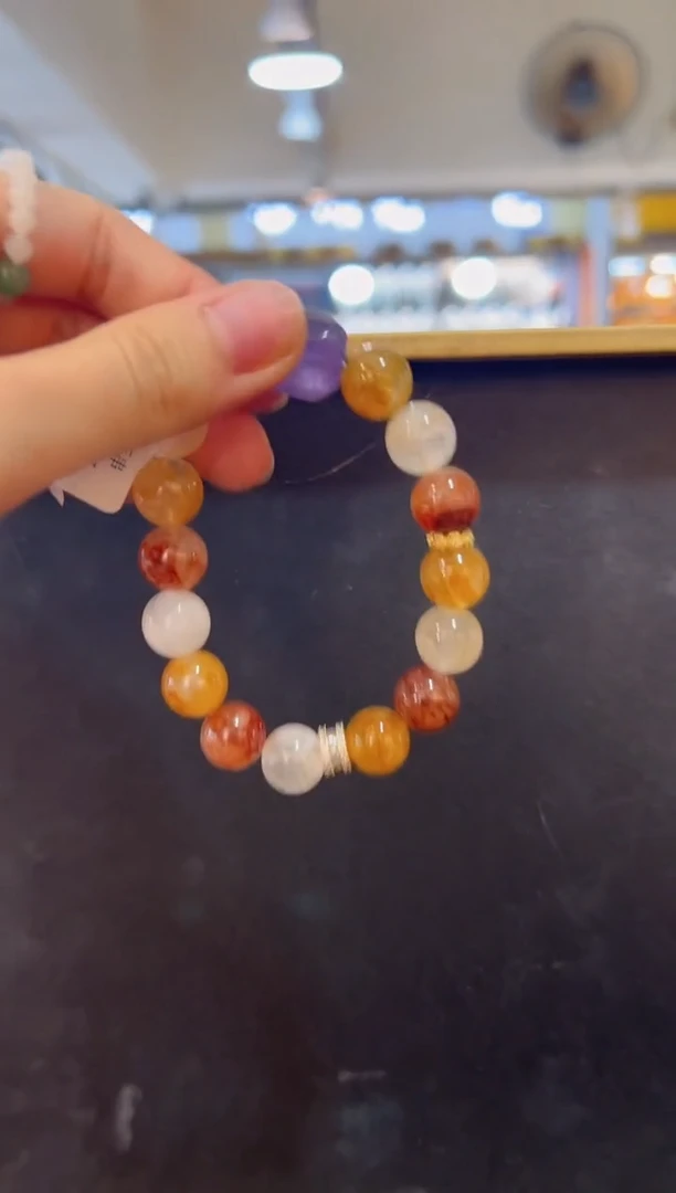 水晶手串未镶嵌设计款水晶胶花手串一条