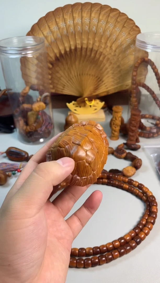 柏木（崖柏）太行崖柏富甲手把件（机雕介意勿拍）