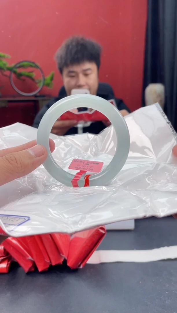 未镶嵌手镯翡翠9