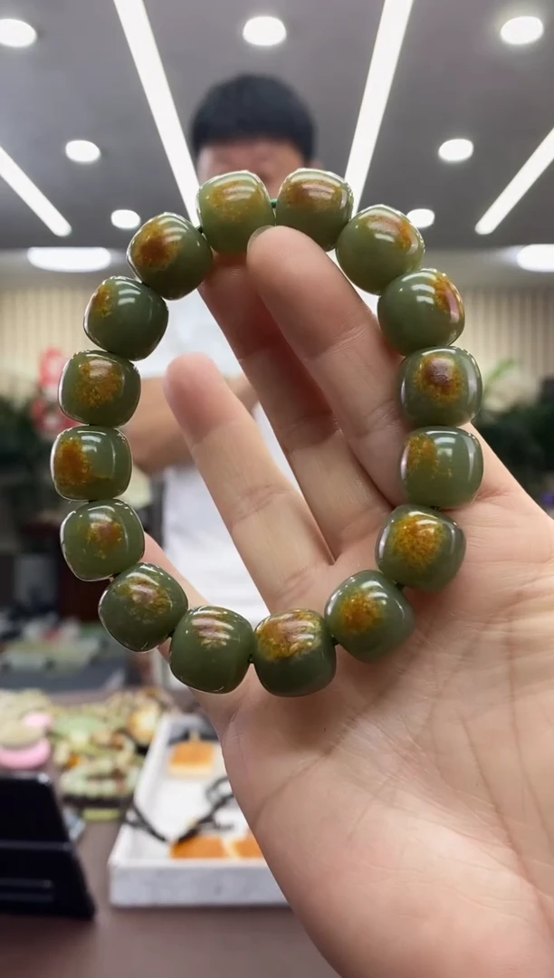 手链未镶嵌透闪石质玉手串