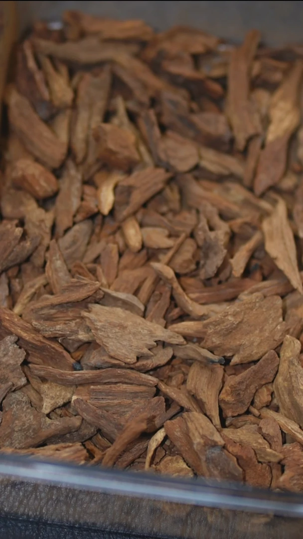 沉香沉香碎屑富森红土碳化沉水5克