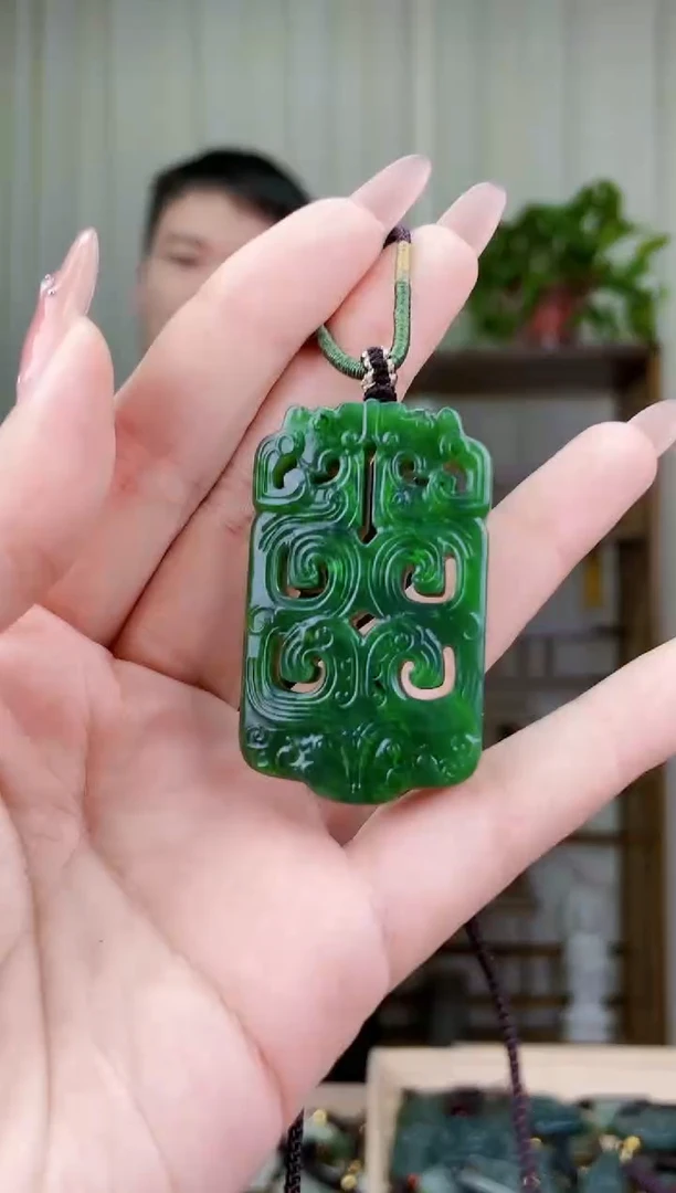 和田玉未镶嵌挂件拍一发一，多样性发货！