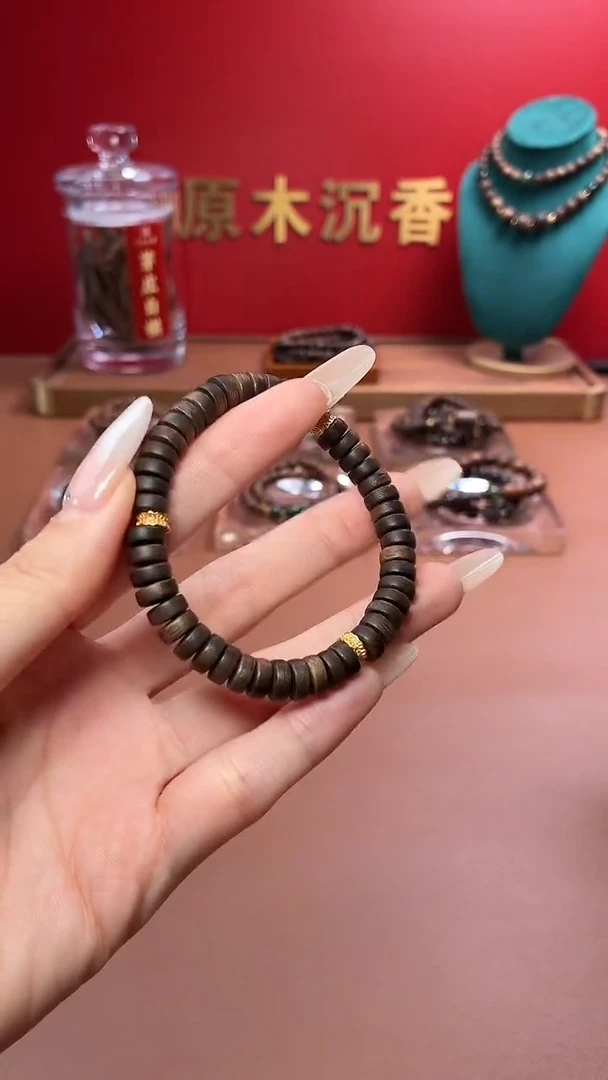 沉香手串沉水越南芽庄雷击白棋4*7单圈设计