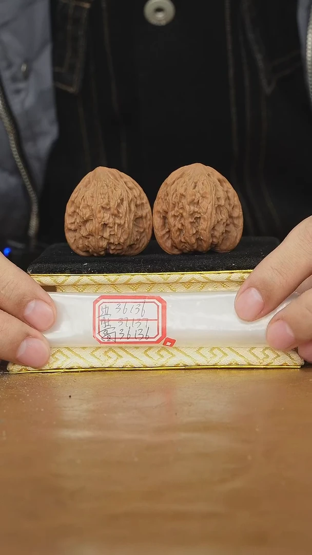 把件文玩核桃密纹