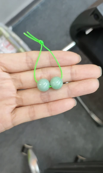 翡翠颈饰