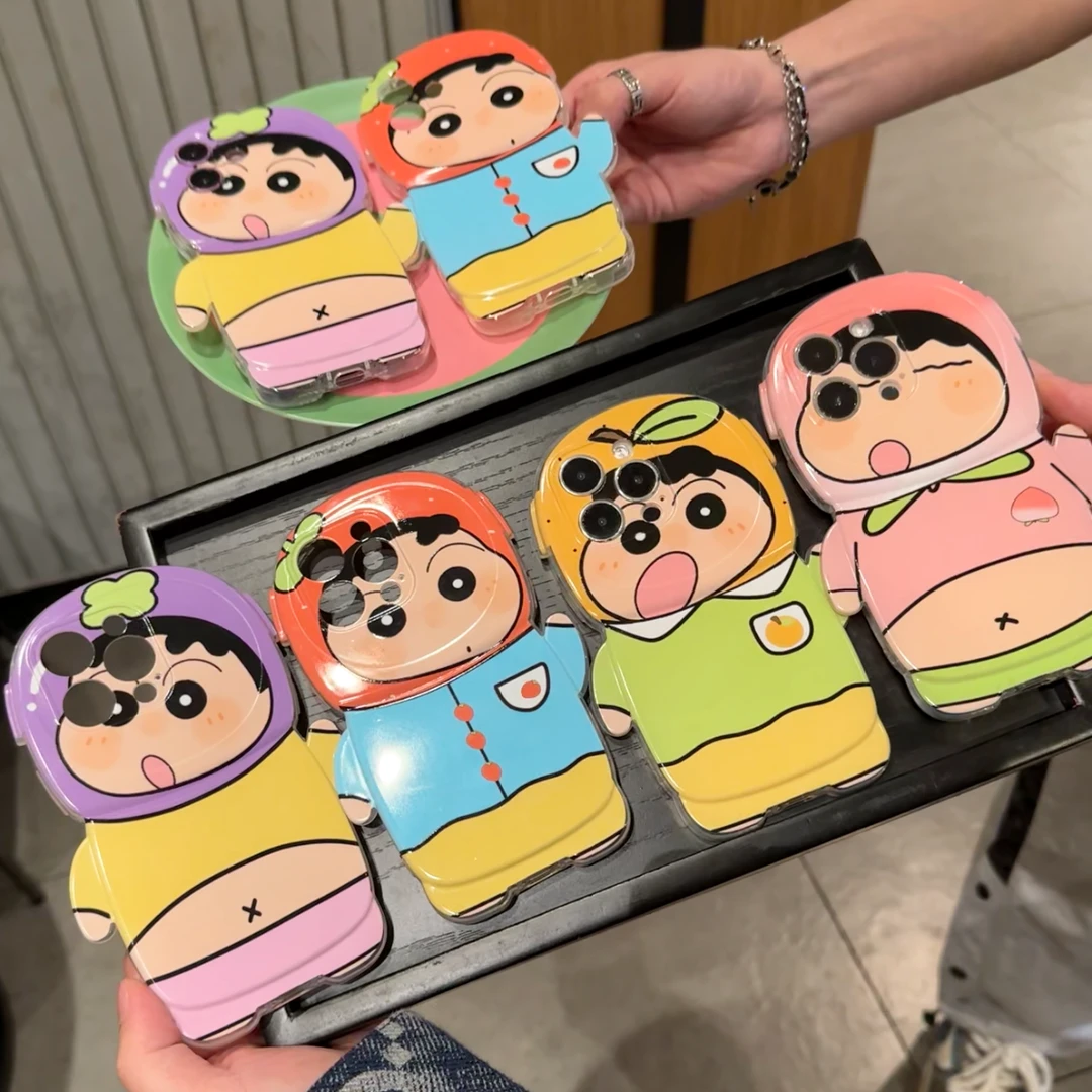 夕与空水蜜桃小新适用苹果15/16promax手机壳14宇航员13/12/11套