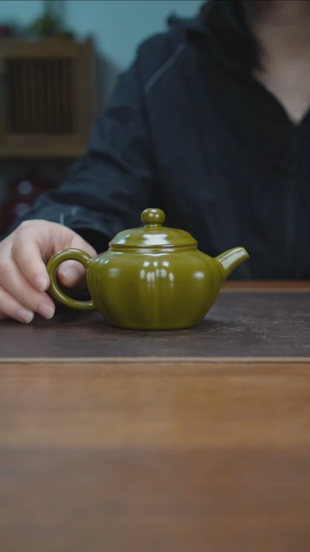 杯景德镇茶叶末瓜棱壶