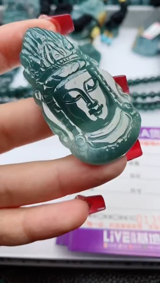 【闪购商品】翡翠颈饰未镶嵌