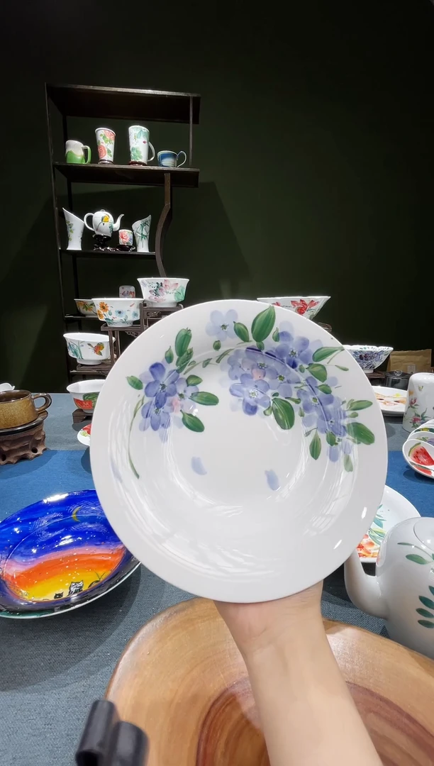 盘景德镇高温釉下彩7.5英寸草帽盘小紫花