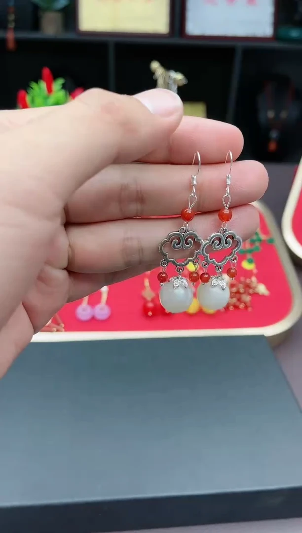 【闪购商品】南红玛瑙耳饰银S925镶嵌108000