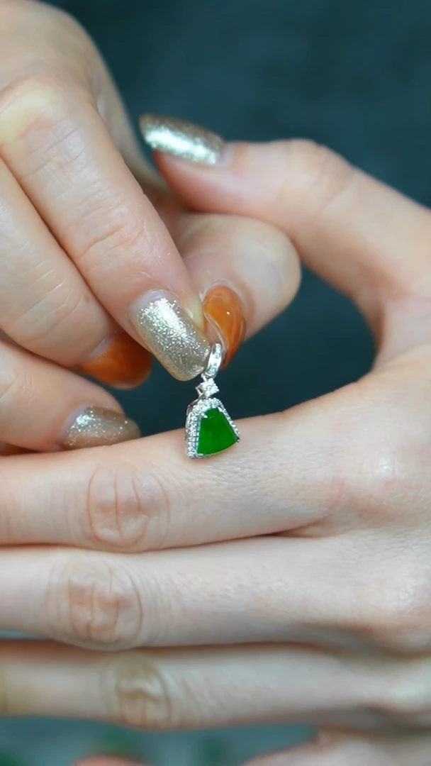 【闪购商品】翡翠挂件18K金镶嵌33号-吊坠/姿/S