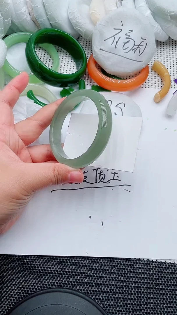 未镶嵌手镯石英质玉217-58-59