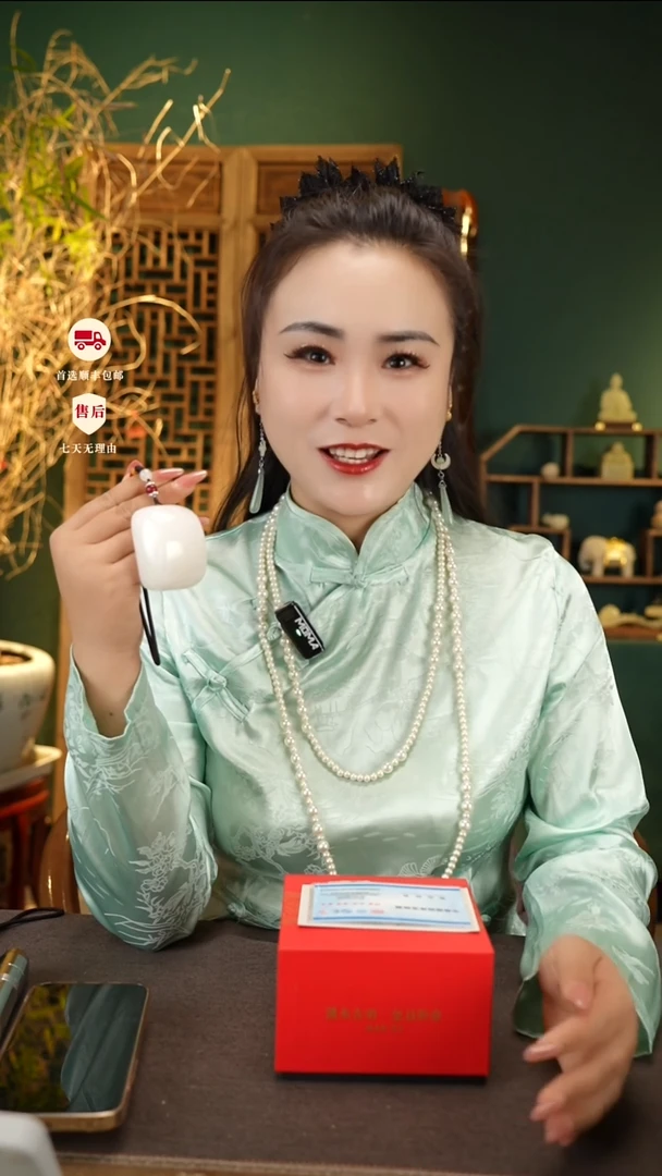 云南石荔枝白雕刻：蒸蒸日上馒头手把件