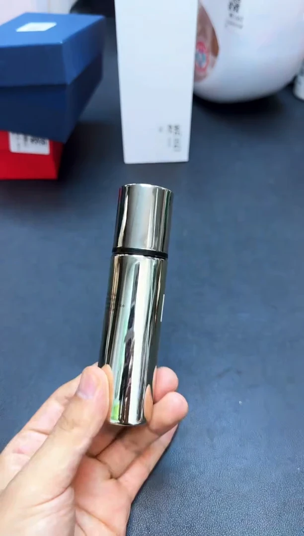 瓷片全新正品一件不留@@WR404