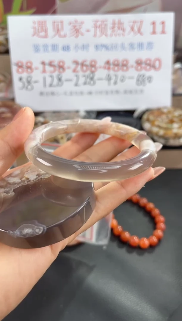 未镶嵌手镯石英质玉61