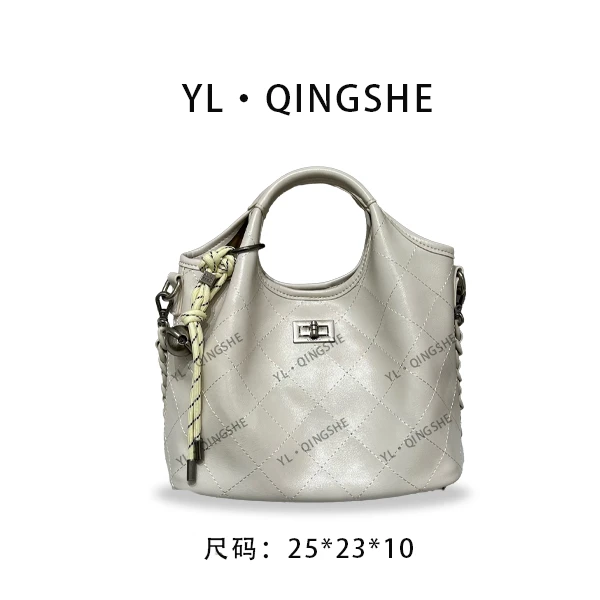 【依琳定制】女士潮流时尚经典气质手拎单肩包ZT-D7098-奶油白