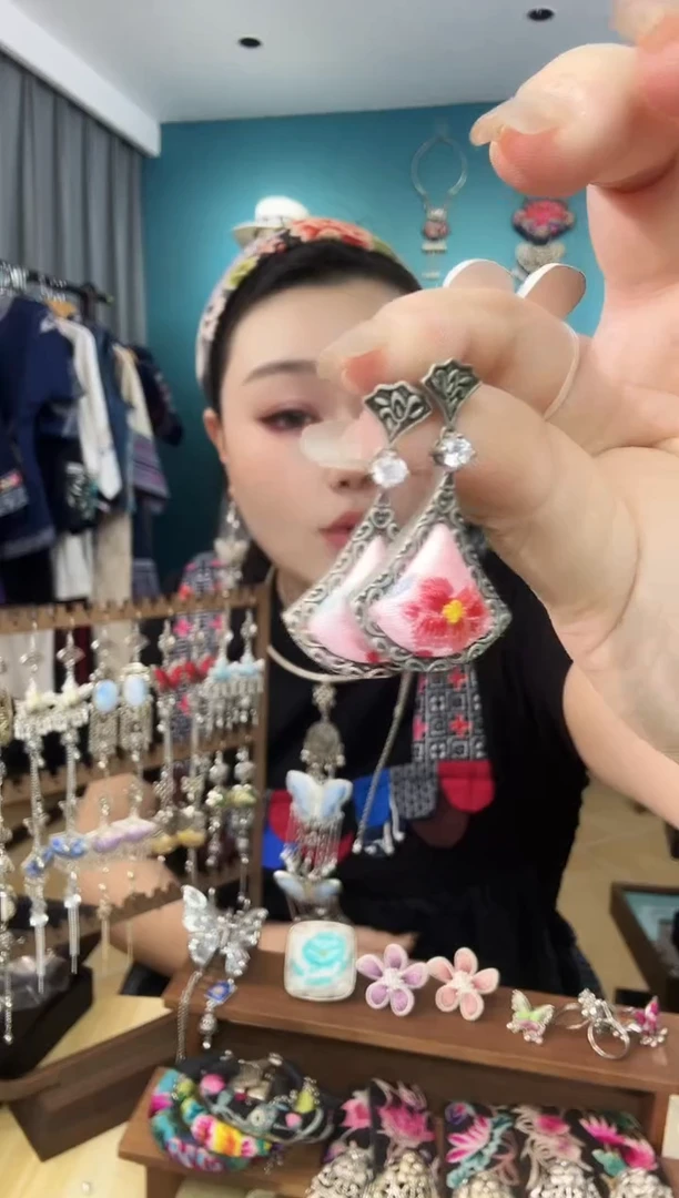 刺绣纯手工民族风刺绣耳钉