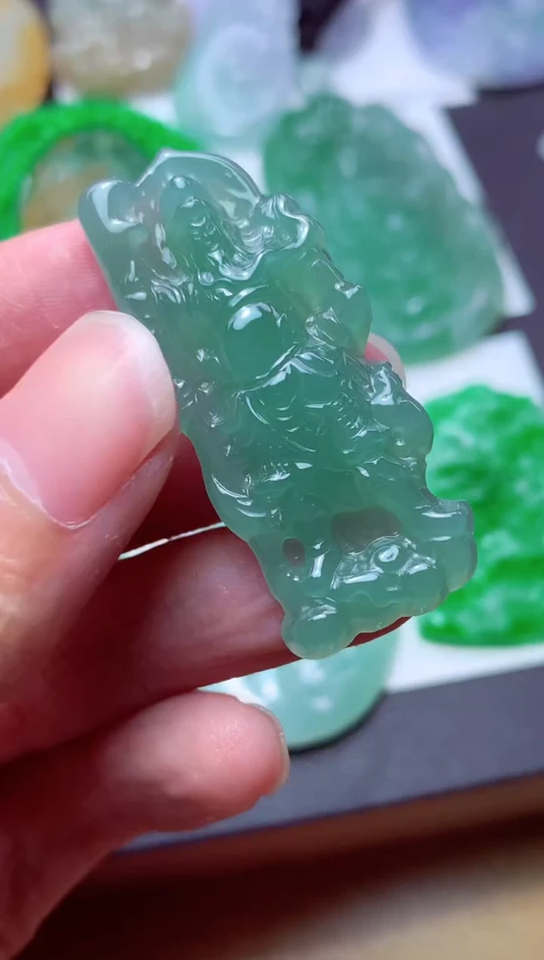 翡翠未镶嵌颈饰天然翡翠A货