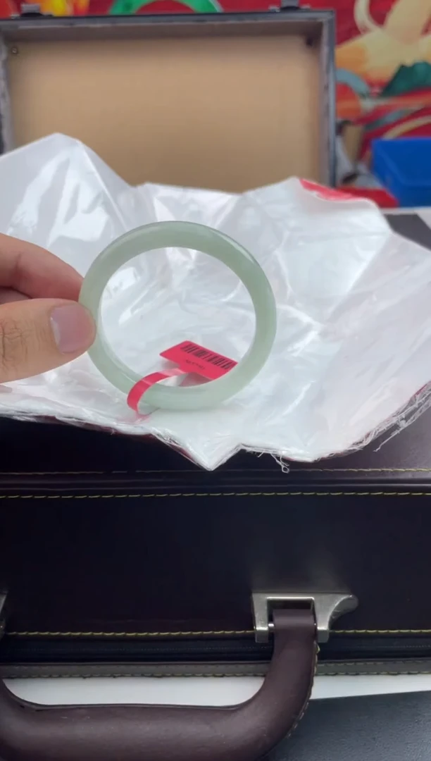 【闪购商品】翡翠手镯未镶嵌13翡翠手镯