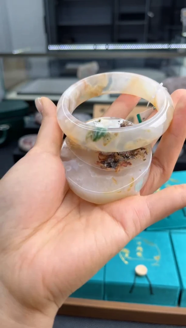 石英质玉手镯未镶嵌58圈口（赠送镯心）6687251