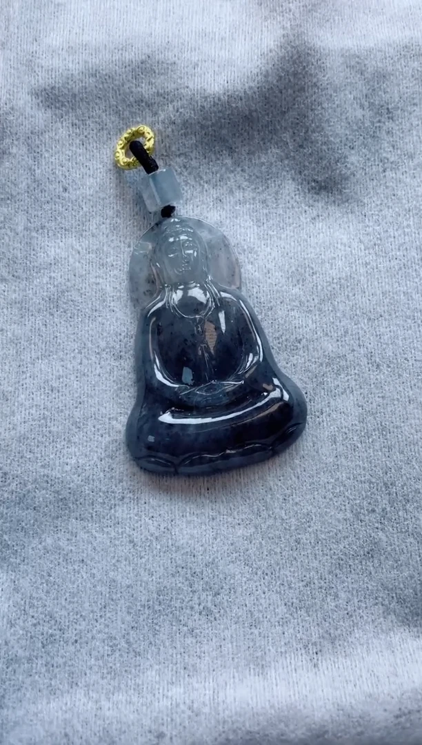 翡翠未镶嵌颈饰素衣
