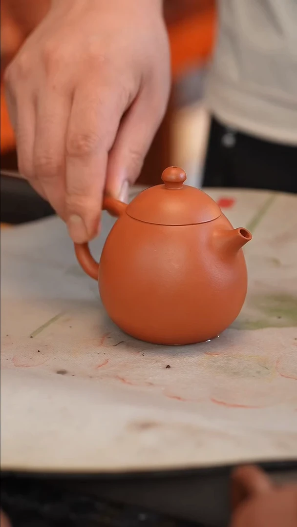 茶壶紫砂朱泥 半手工 龙蛋 200cc