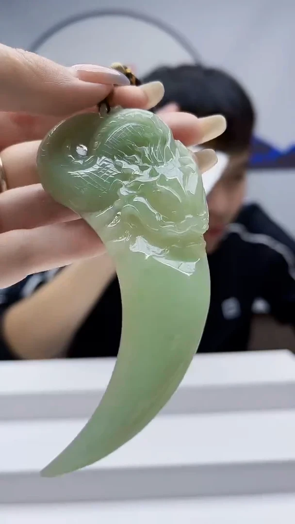 未镶嵌定制翡翠毛货挂件49