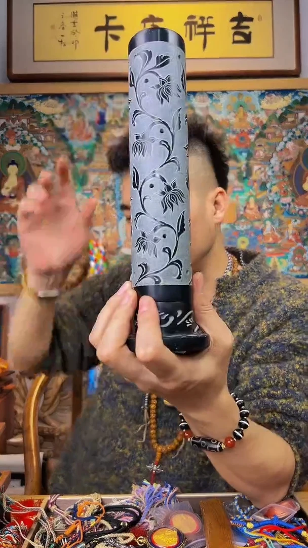 【闪购商品】装裱画黑色香炉-与实物略有差异介意者勿拍