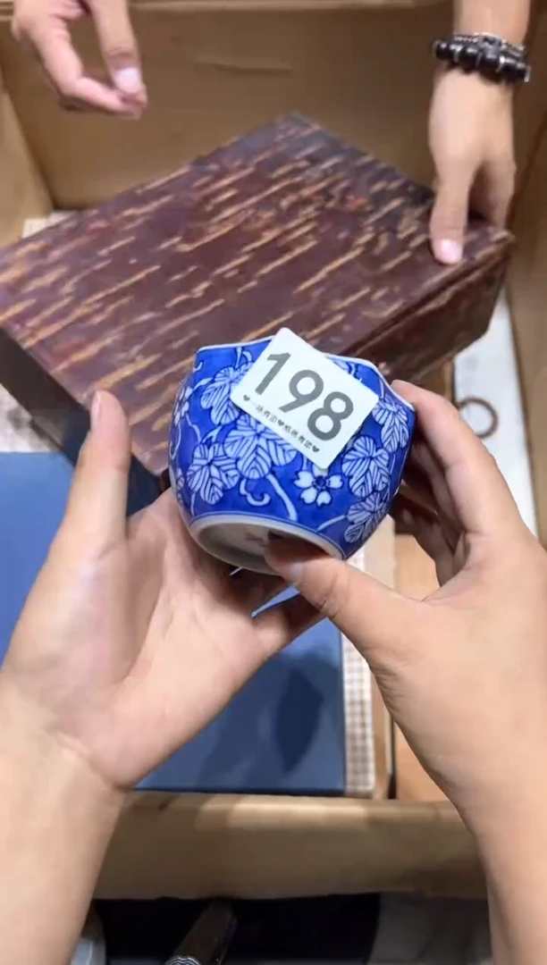 瓷片李*雷198..........