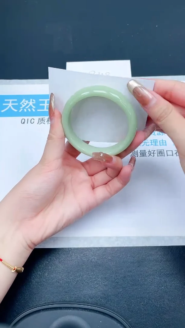 【闪购商品】石英质玉手镯未镶嵌15-55