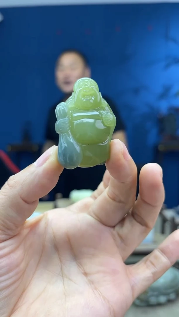 和田玉未镶嵌颈饰1