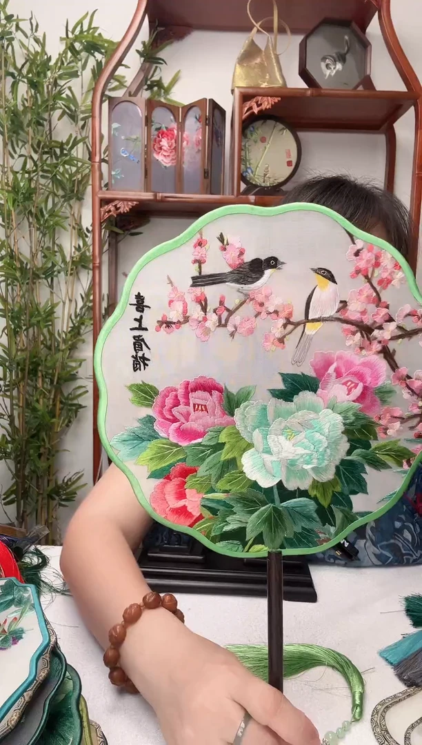 刺绣团扇-双面绣花