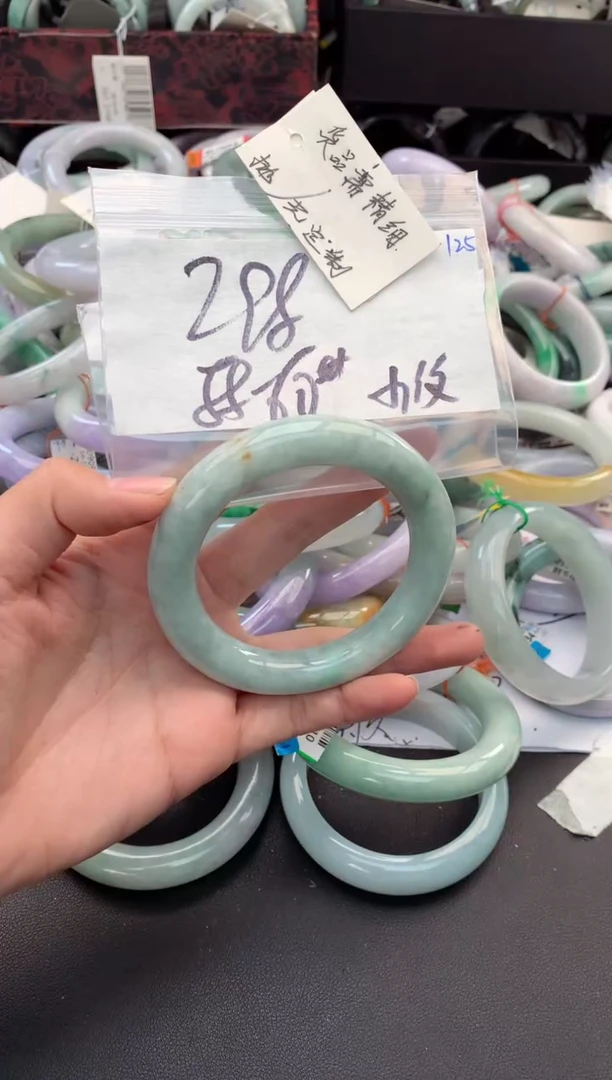 【闪购商品】定制翡翠未镶嵌毛货需精细抛光+多人