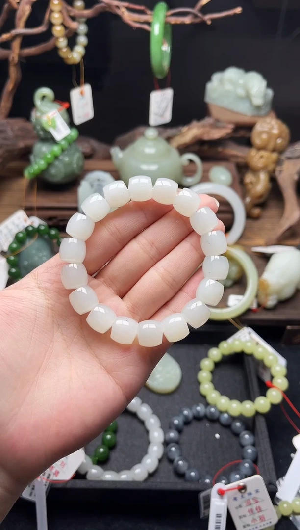 手串未镶嵌和田玉晓*侠卡12新疆黑山 极限弧9011649