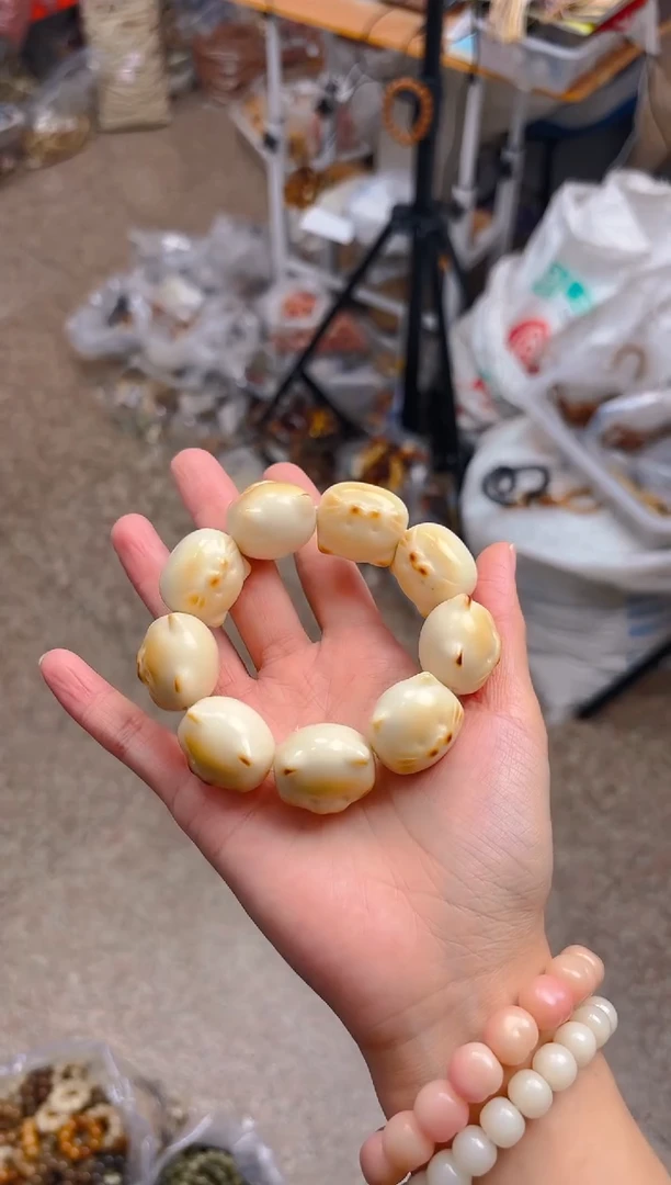 吊坠菩提根/象牙果猫咪头单圈