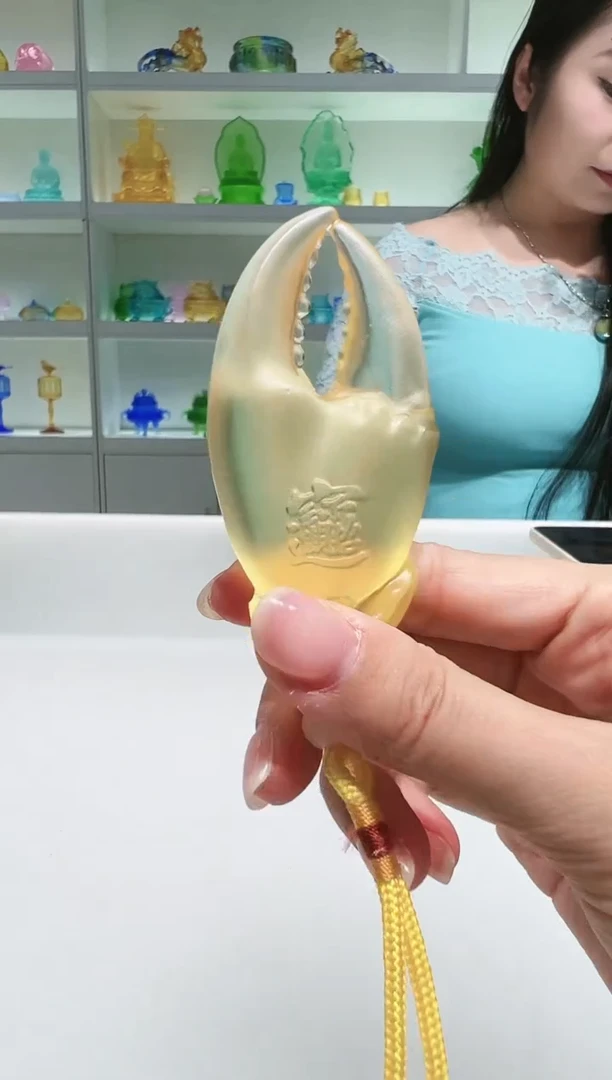 手工艺品琉璃古法琉璃手上有钱