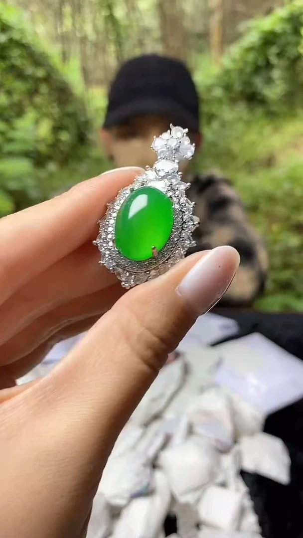 满色吊坠  所见即所得！