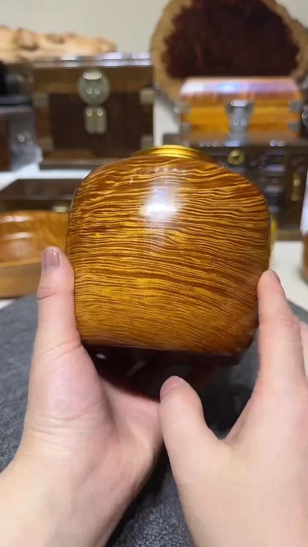 金丝楠木老料茶叶罐储物罐