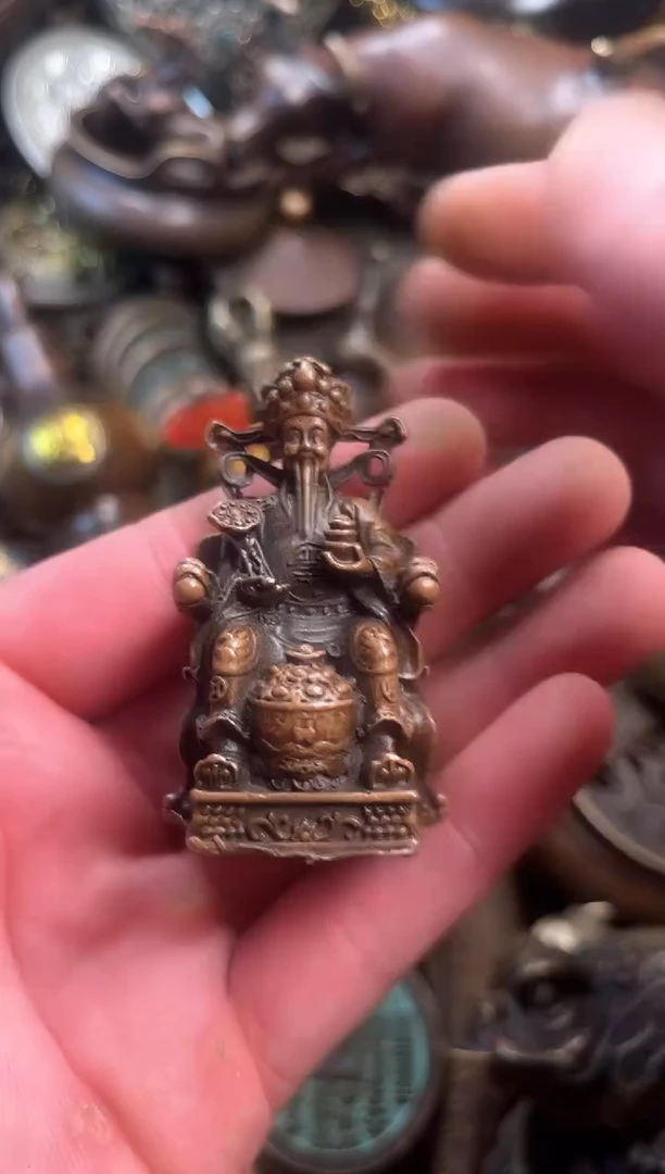 精美铜器点击下单