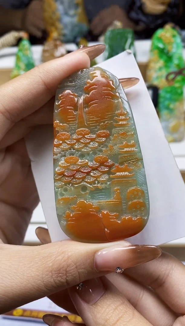 颈饰未镶嵌翡翠翡翠A货