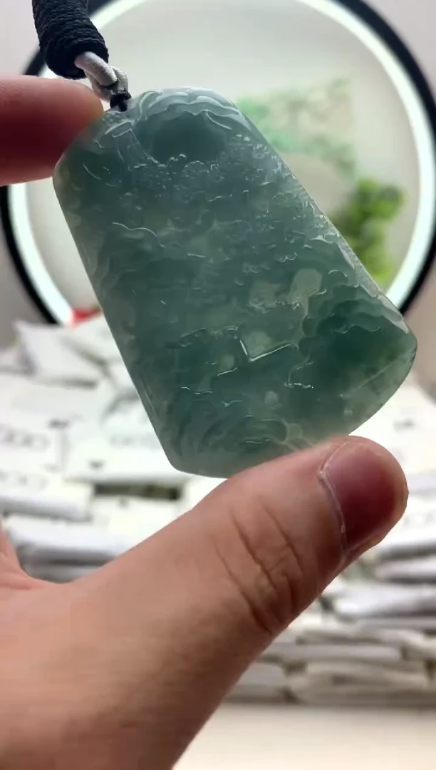 颈饰未镶嵌翡翠山水1