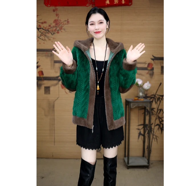 【蓝夫人家】短款外套显瘦气质秋冬款时尚25811