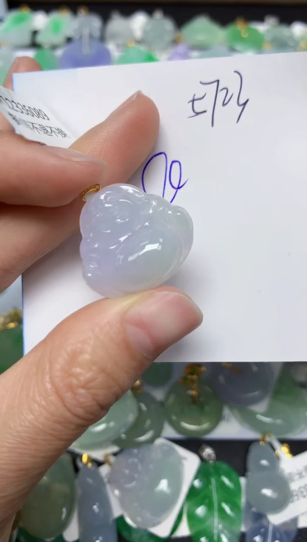 【闪购商品】翡翠颈饰18K金镶嵌天然翡翠A货