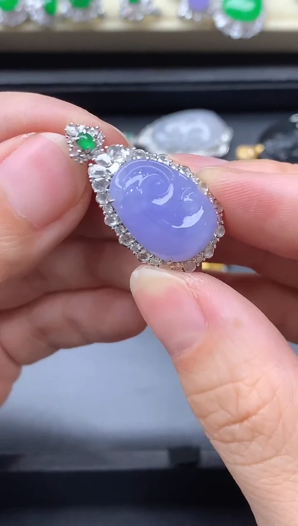 颈饰18K金镶嵌翡翠626-中国好珍宝