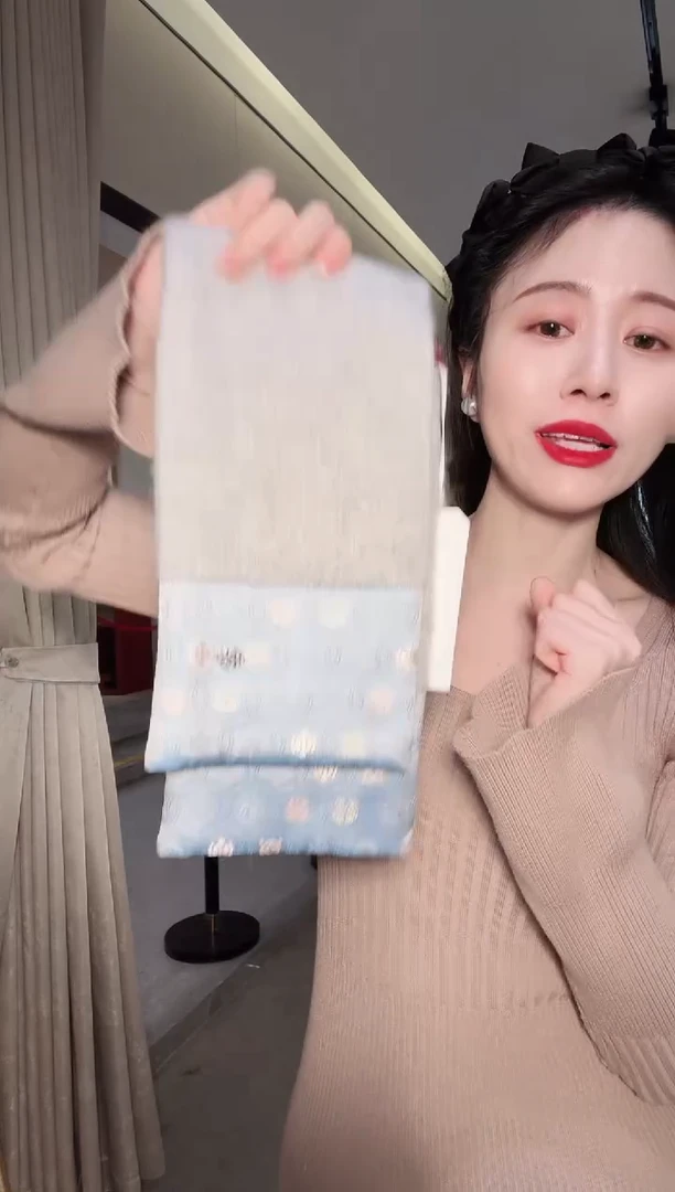 琳*祥瑞八宝羊绒小围巾