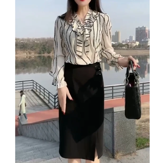 9930#早春新款线条波点荷叶领显瘦时尚穿搭拼接假两件女装连衣裙