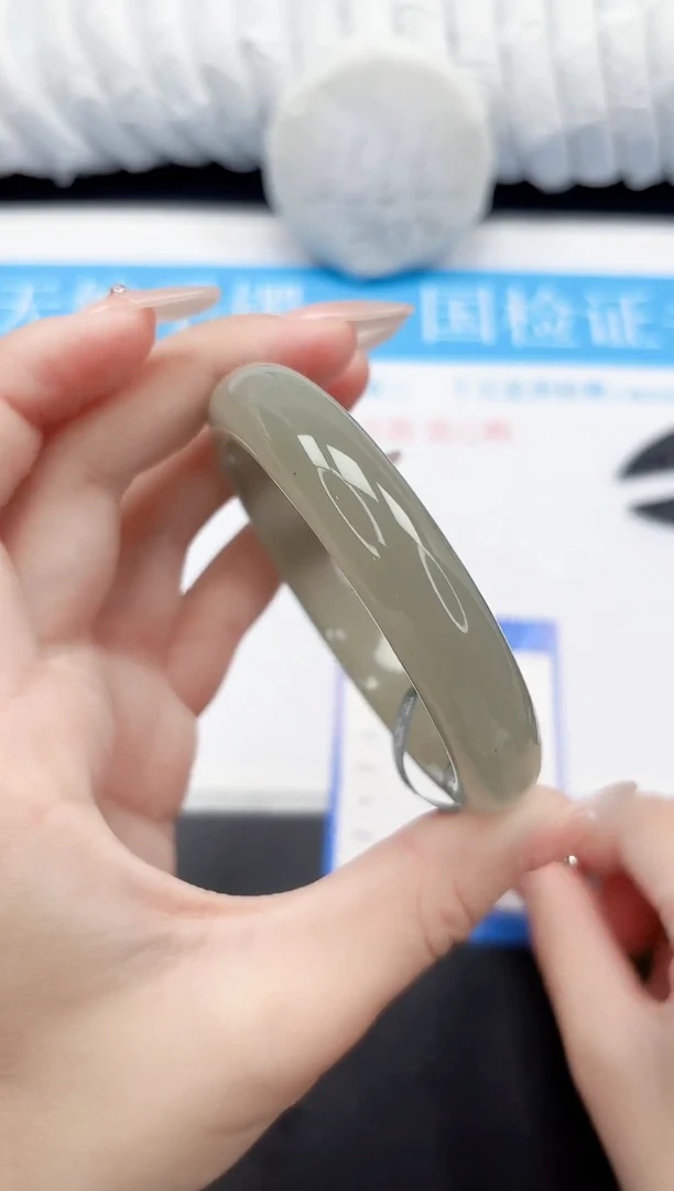 手镯石英质玉未镶嵌29-59.6DG